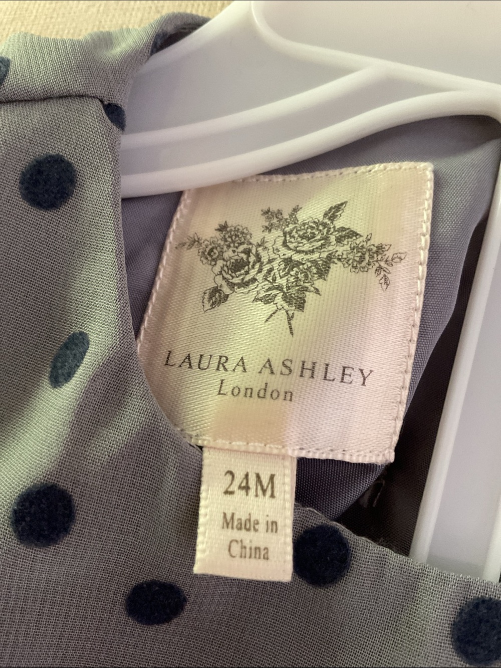 Laura Ashley Grey Dress with Navy Polka Dots and Pink Flower size 24mon - Picture 5 of 5